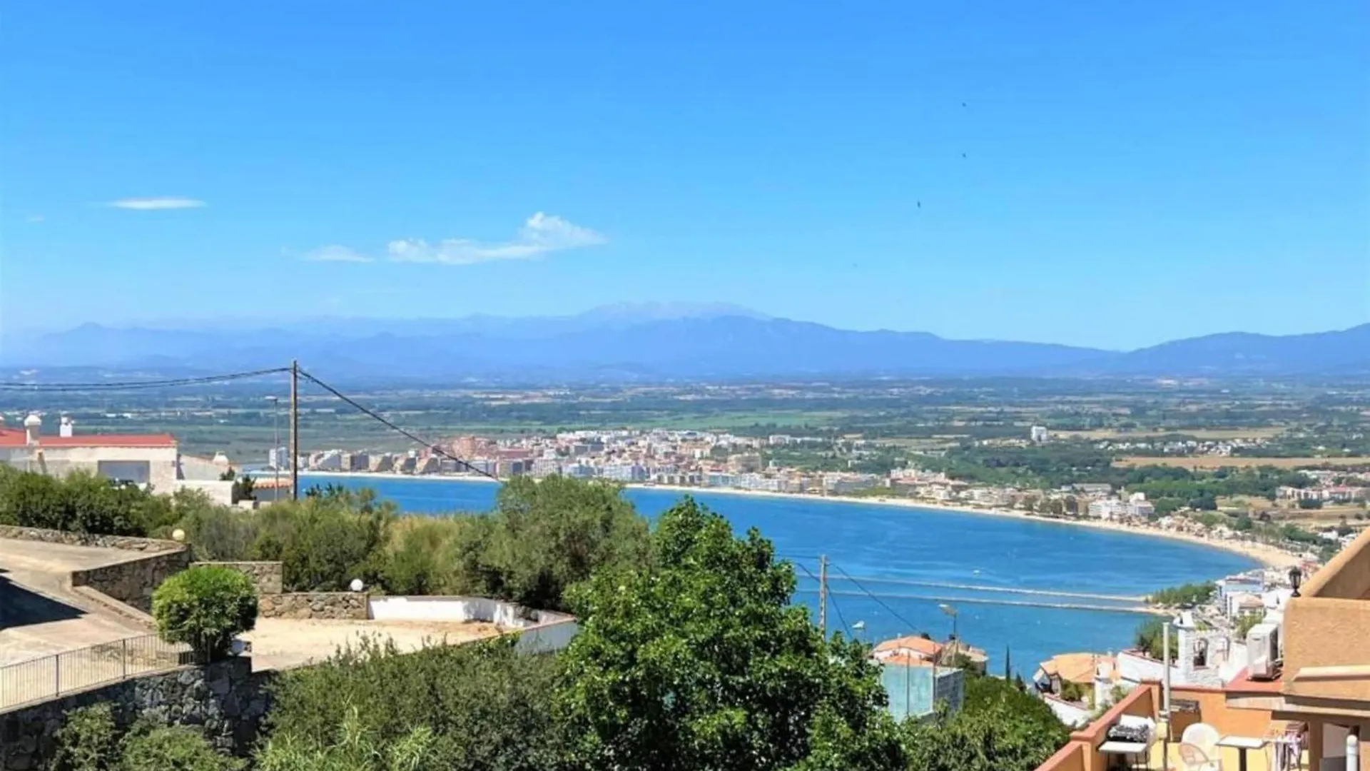 Apartment With Scenic View Ρόζες Ισπανία