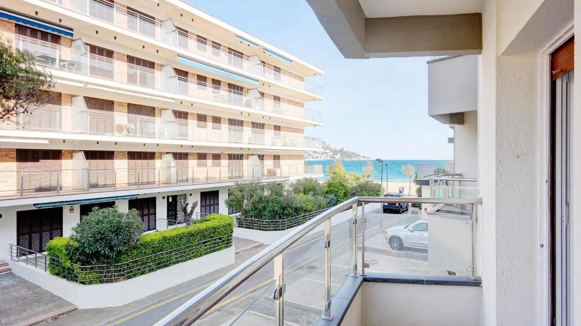 Apartment With Scenic View Roses Spain